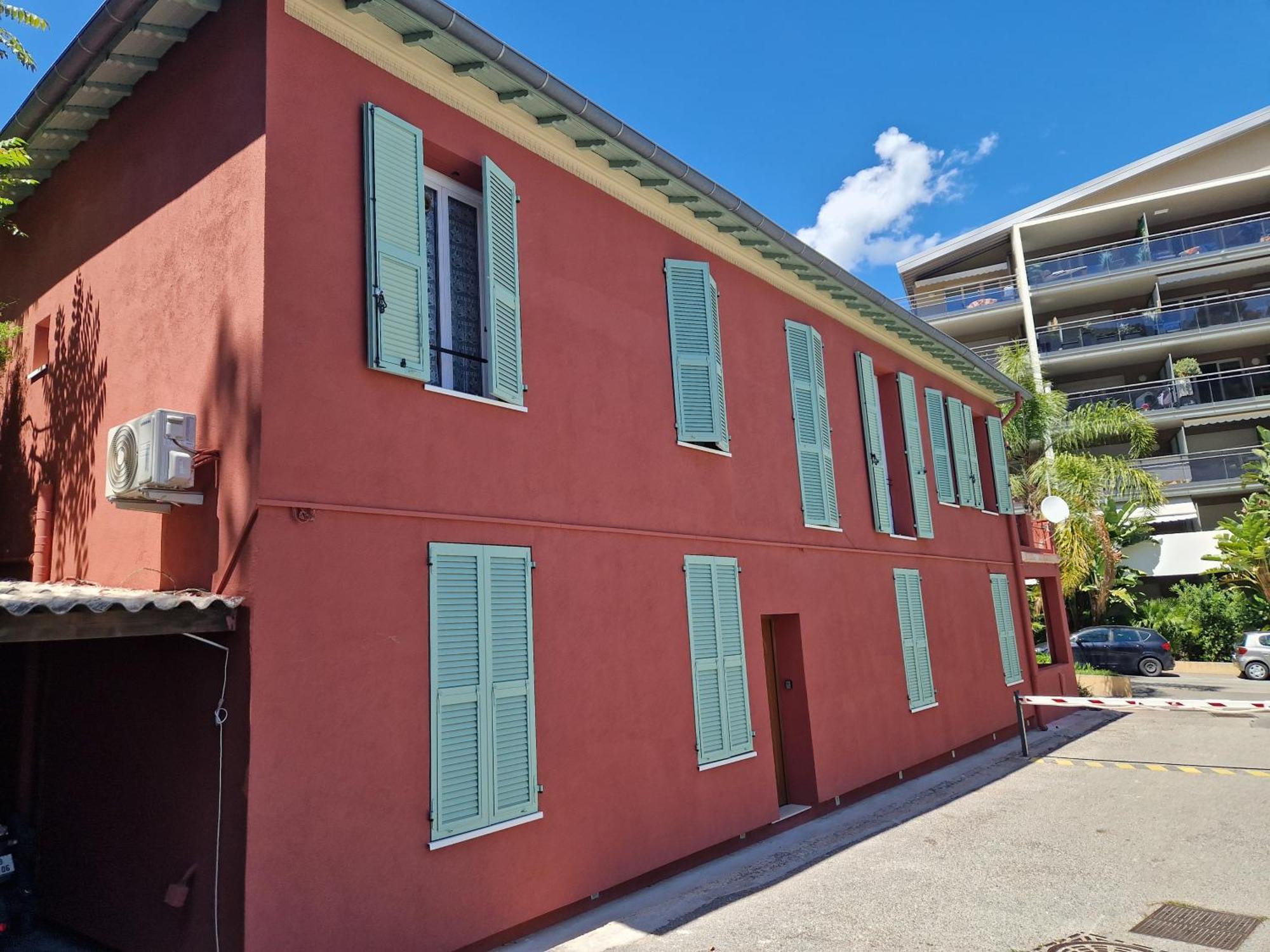 Roquebrune : Appartement 4 Personnes Proche De La Plage Habitación foto