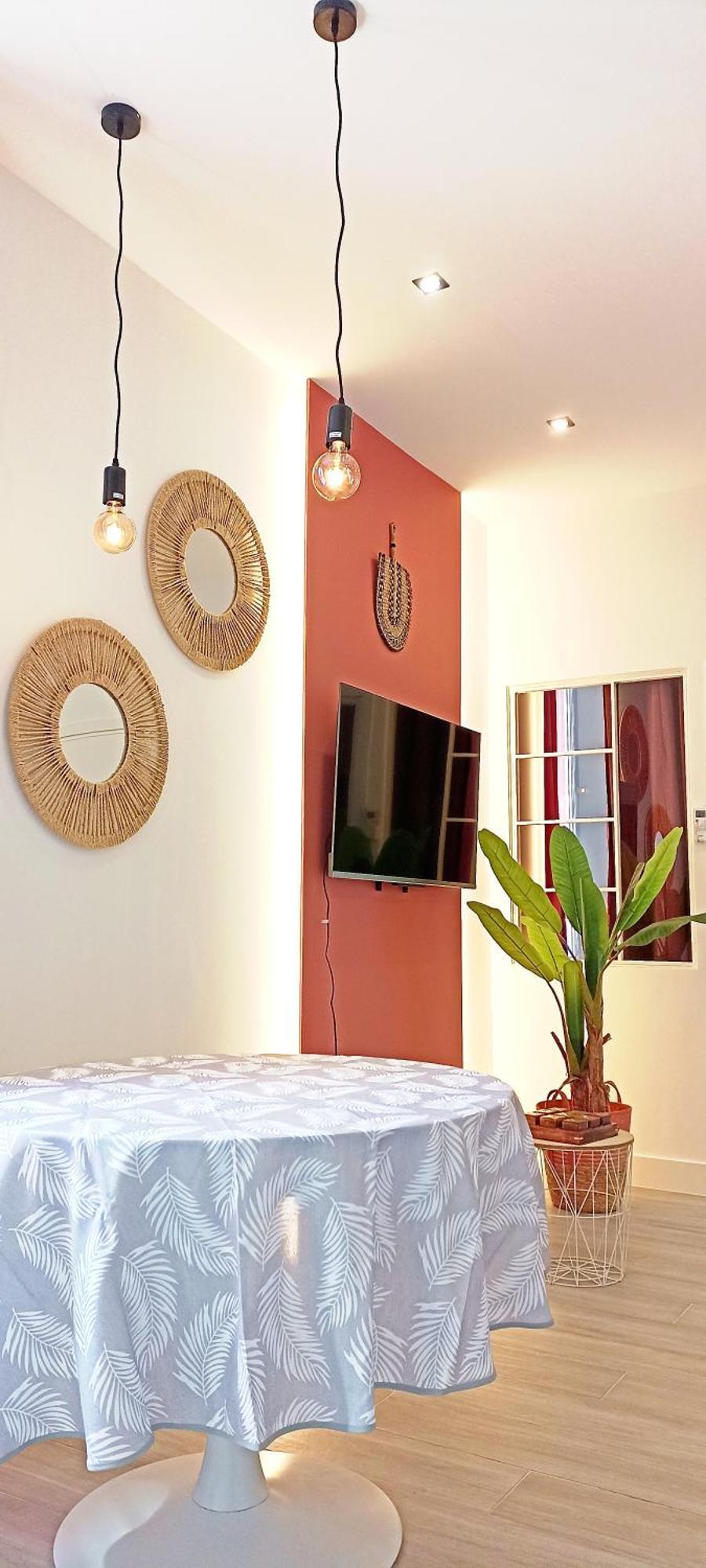 Roquebrune : Appartement 4 Personnes Proche De La Plage Habitación foto